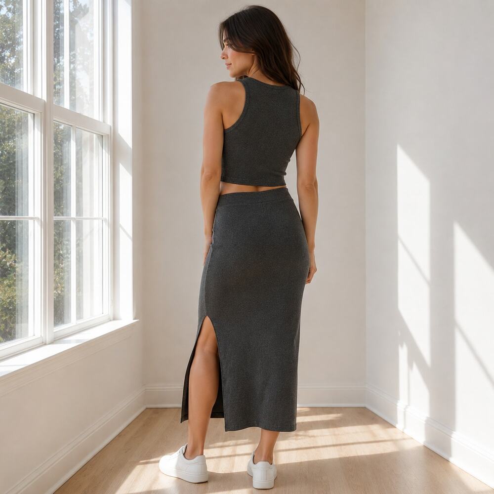 Fabletics Cloud Seamless Set NWT Grey Tank Top + Midi Skirt Size Large 2-Piece